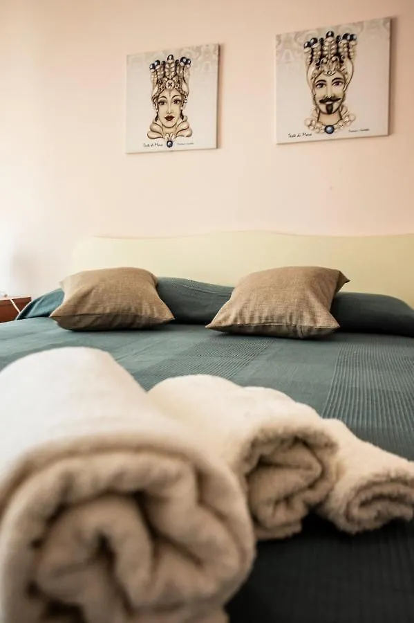 Casa Vacanza Portopalo “Elle” Portopalo Di Capo Passero Italy